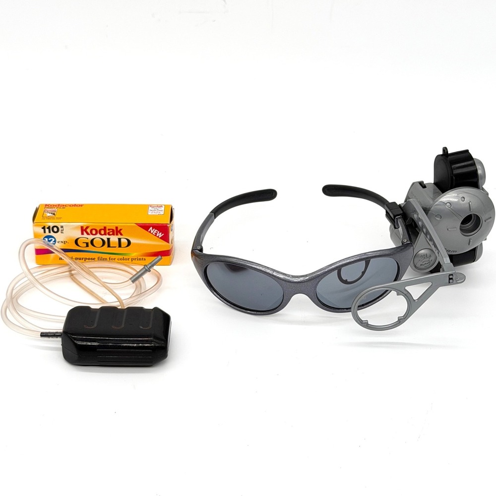 Vintage 1999 Wild Planet Spy Gear 110 Film Camera Spy Cam Sunglasses W/ 110 Film
